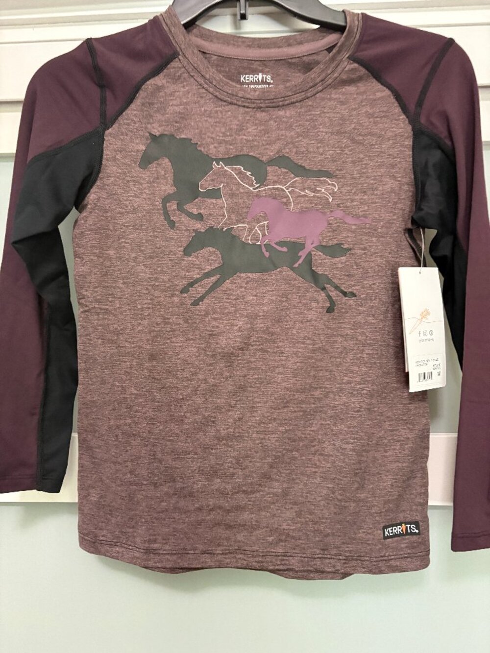 Kerrits  Kids Round Up Base Layer Top  Horses Black Purple sz M Medium NEW